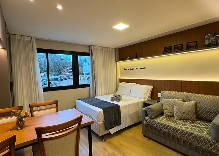 Apartamento Finamente Decorado Na Carlos Gomes Porto Alegre